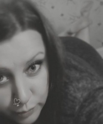 Живу в Москве. 💎 Мои возможности вас удивят – я могу сделать ваш вечер незабываемым и наполнить его страстью и наслаждением. 🌹 Фото гарантированы, потому что я горжусь своей манящей внешностью и притягательной фигурой. 💕 Мои услуги на высоком уровне, а отзывы моих довольных клиентов говорят сами за себя. Встречусь только с истинными джентльменами, которые ценят и уважают женскую красоту и страсть. 🌟 Мои объятия и ласки ждут вас, звоните! 💋 Регина
